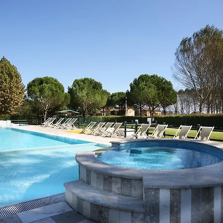 Hotel Fattoria Settepassi 4*